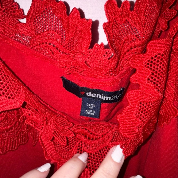 Denim 24/7 Red Asymmetrical Ruffled Cold Shoulder Blouse - Picture 4 of 9